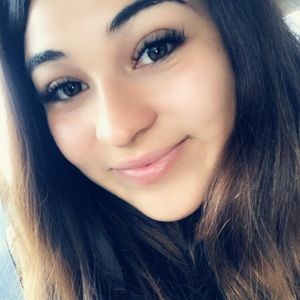 Meet your Posher, Nikki